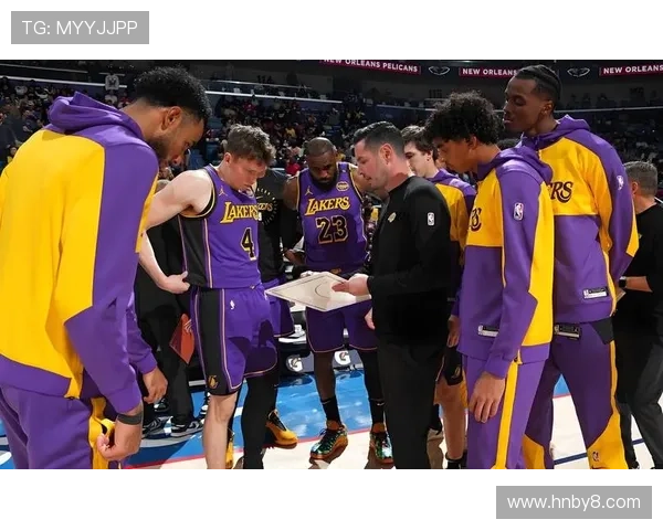 雷迪克称斯玛特为防守核心指挥能力与詹姆斯并驾齐驱