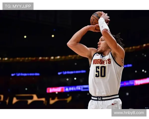 重型轰炸机戈登全场表现出色砍下24分并贡献6篮板1助攻上演精彩空接重扣